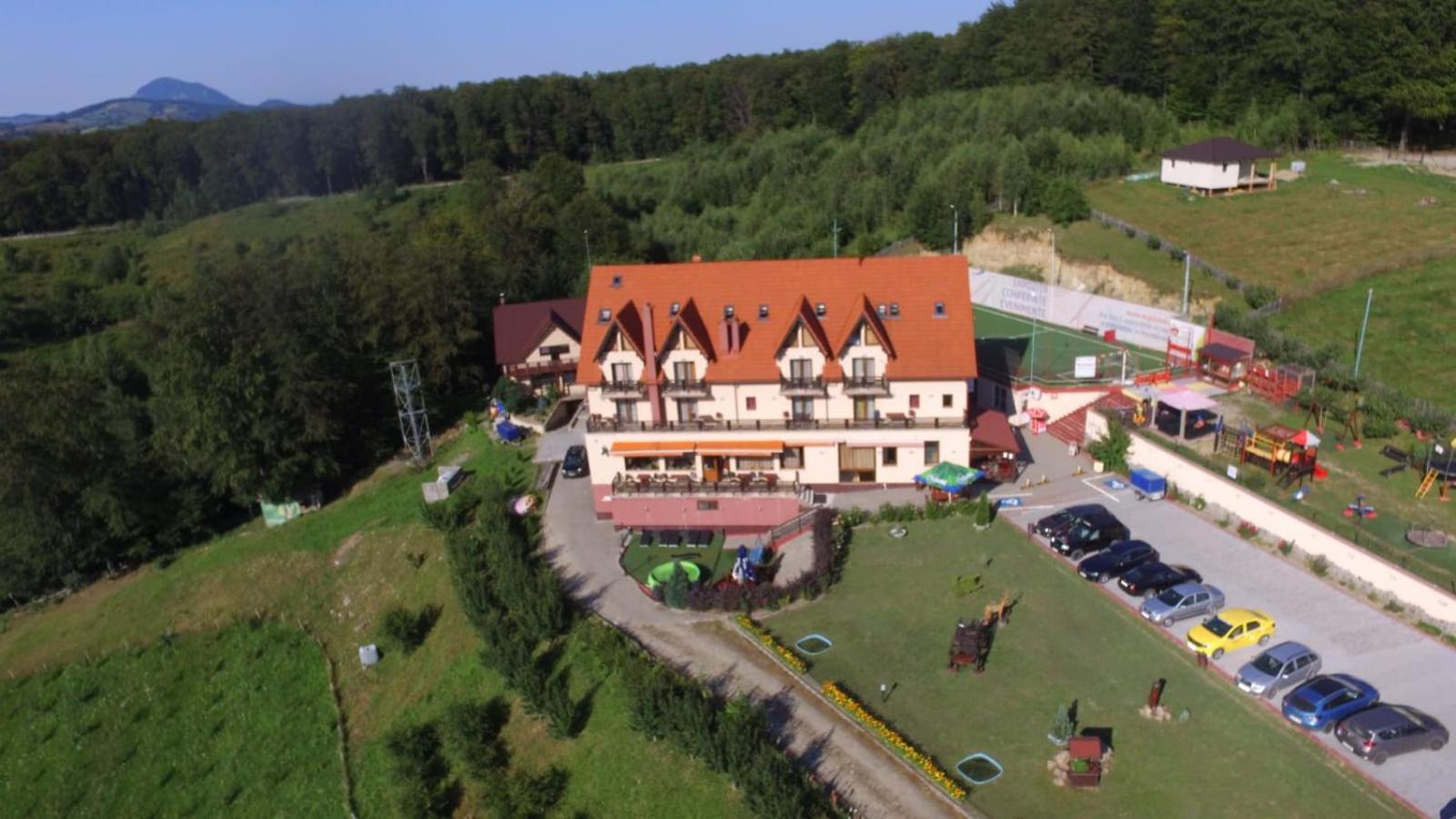 Pension Chalet Poiana Marului Ranch Екстер'єр фото