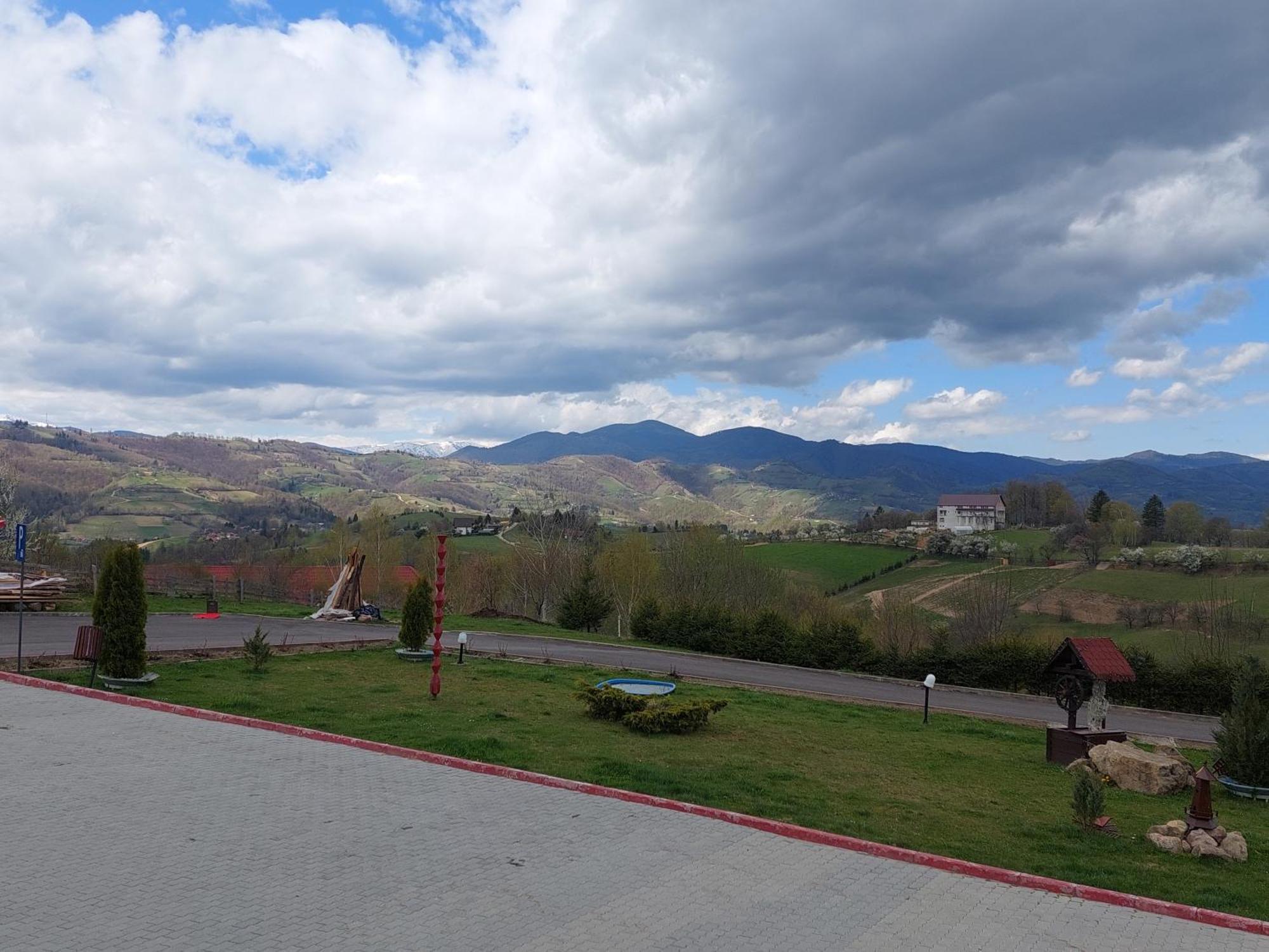 Pension Chalet Poiana Marului Ranch Екстер'єр фото