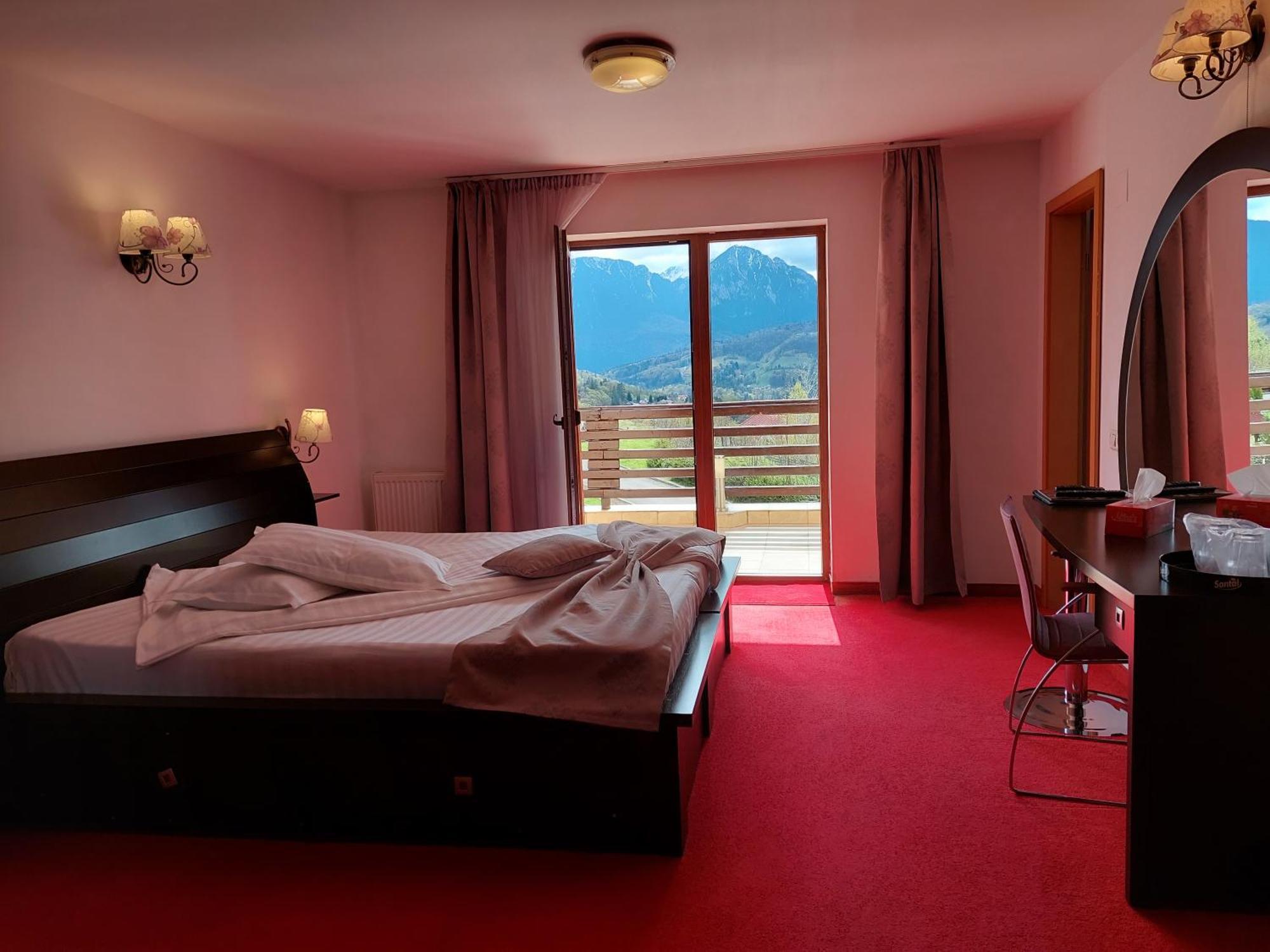 Pension Chalet Poiana Marului Ranch Екстер'єр фото