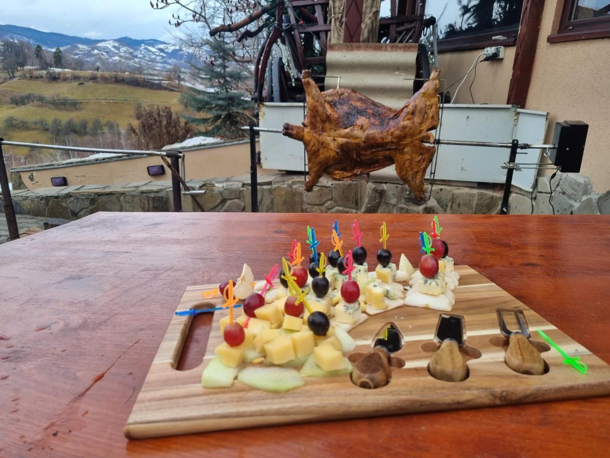 Pension Chalet Poiana Marului Ranch Екстер'єр фото
