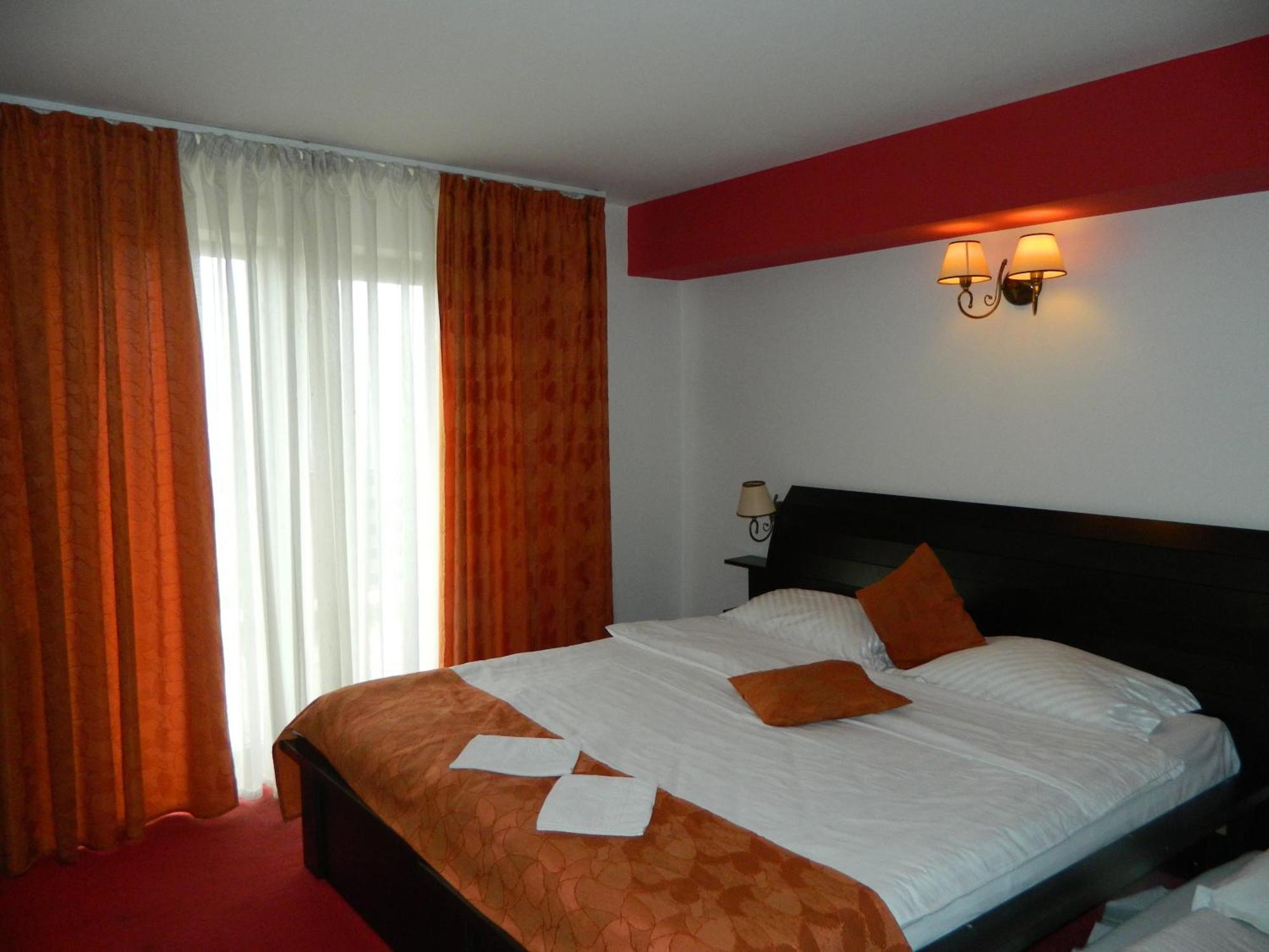 Pension Chalet Poiana Marului Ranch Екстер'єр фото
