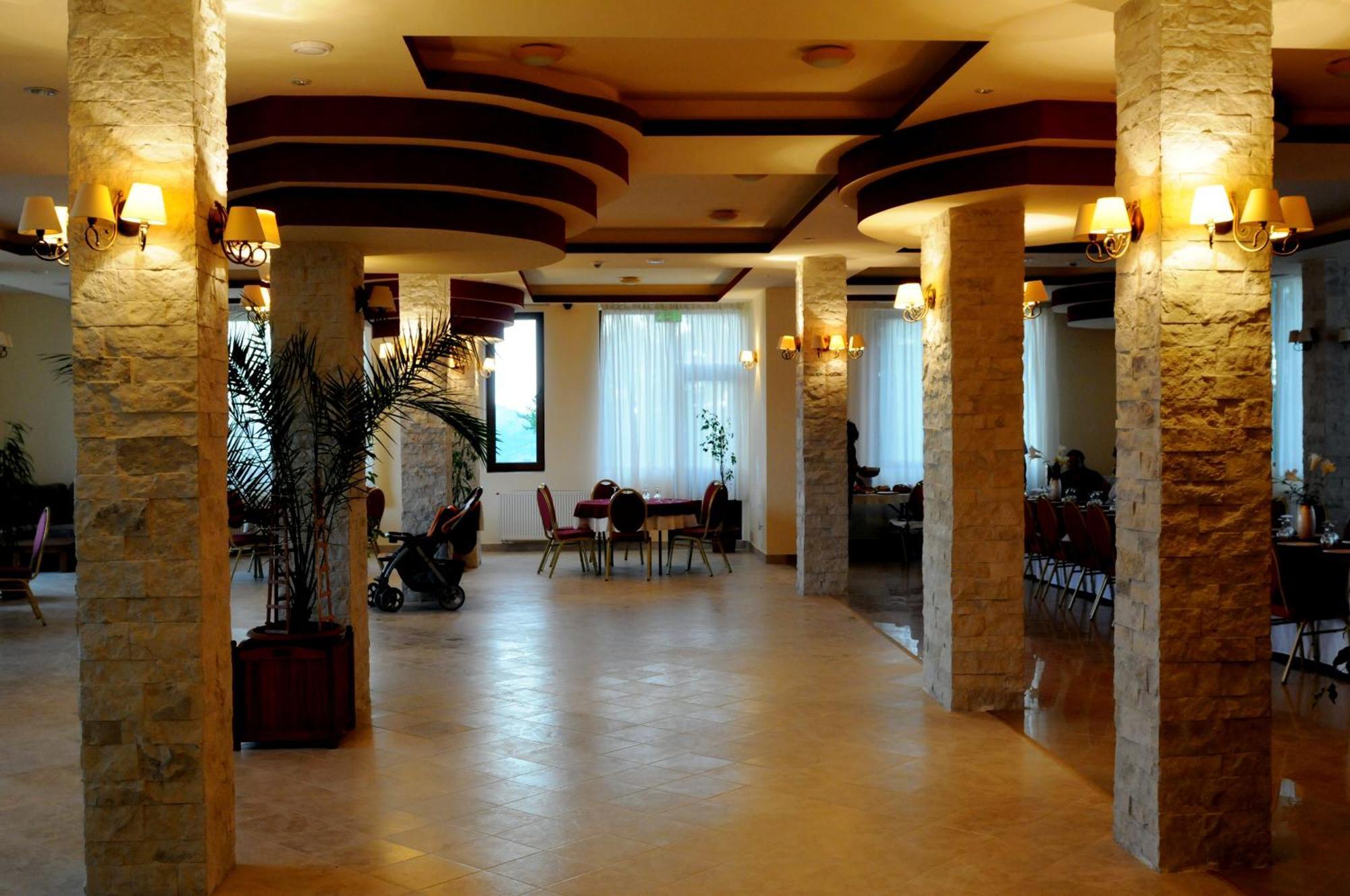 Pension Chalet Poiana Marului Ranch Екстер'єр фото